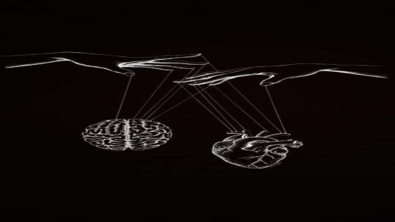 عقلٌ واعٍ وقلبٌ عاطفي